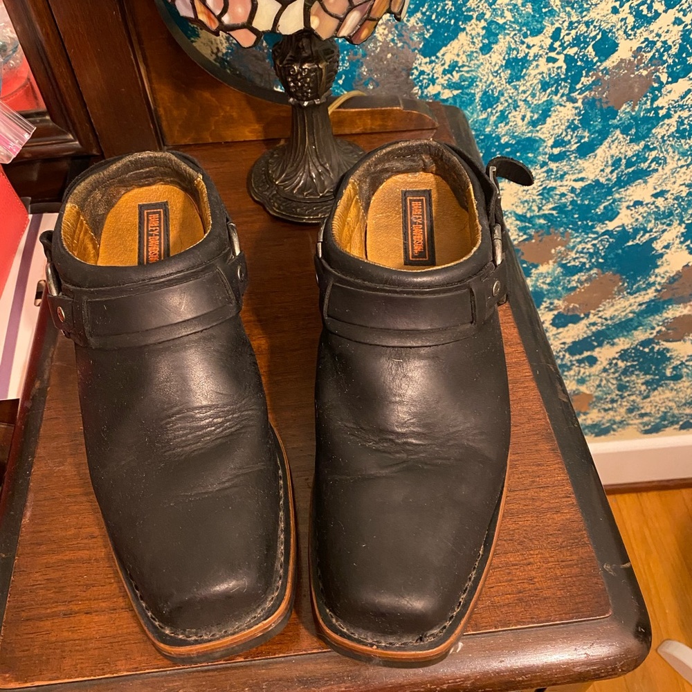 Clogs